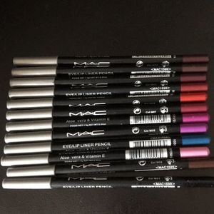 12 piece Eye/Lip Liner MAC set